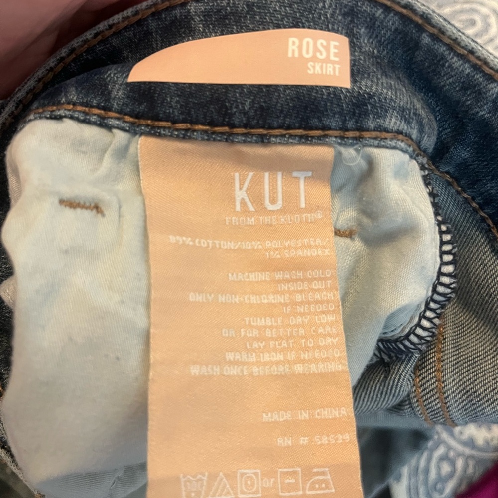 KUT - Rose Button Front Pocket Skirt - Picture 5 of 5